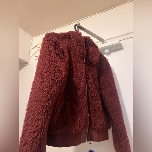 GUESS Fur Jacket - Picture 5 of 13